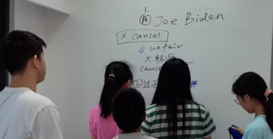 (郑州啄木鸟留学)上课实景